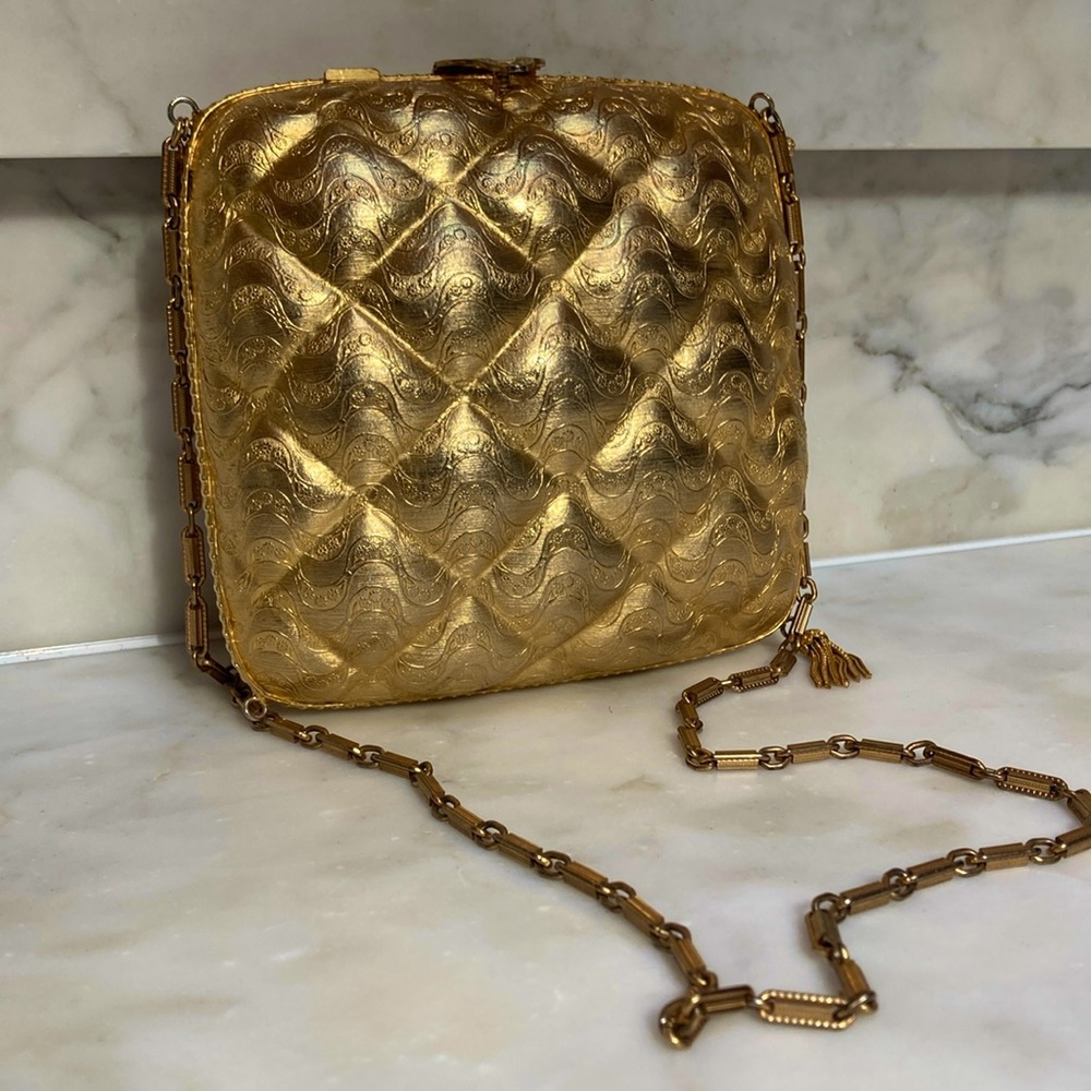 Vintage Gold Quilted Crossbody Bag with Chain Strap